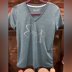Blue. Size Small. Under Armour. Short sleeve. T-Shirt